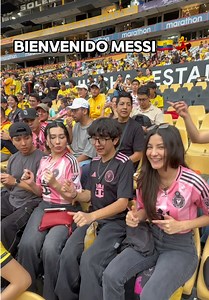 Gerardo Moran dándole la bienvenida a Messi en Ecuador 👌😍 | Barcelona Vs Inter Miami