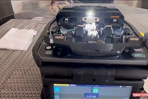 How do Optic Fiber the Fujikura 90S and is a highly advanced Core- alignment Fusion Splicer | ROAD LIFE