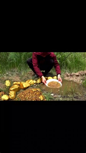 Gold Panning Techniques: Mastering Outdoor Gold Sifting