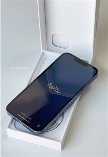 Unboxing the Blue iPhone 14: First Impressions