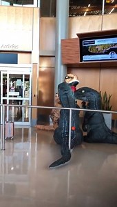 A Reunion 😍😂 Credit: http://bit.ly/2t1ty91 | boohoo.com