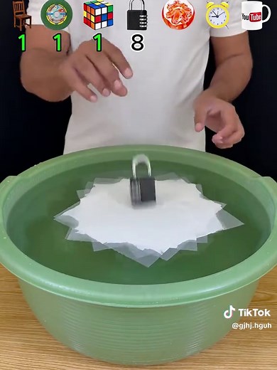 TRY TO GUESS HOW MANY TISSUE PAPER IT TOOKS! #experiment #asmr #satisfyingasmr #tissue #water