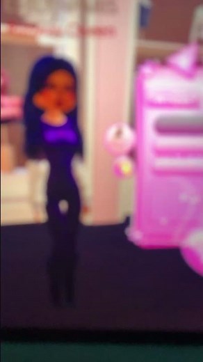 How to dress up as Mal from Descendants