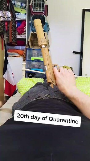 Epic Cardboard Props sur TikTok