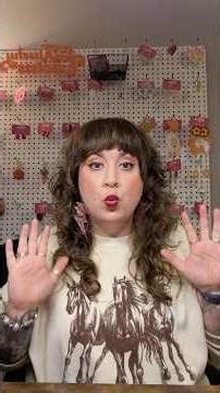 If you’re reading this, you deserve a cookie aaaand a new light switch cover. Treat yourself. 💖💅