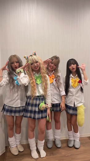 KOGYARUモデルのりゅあちゃんとららちゃん