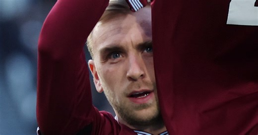 London Stadium pays an emotional tribute to Billy Bonds - West Ham United FC