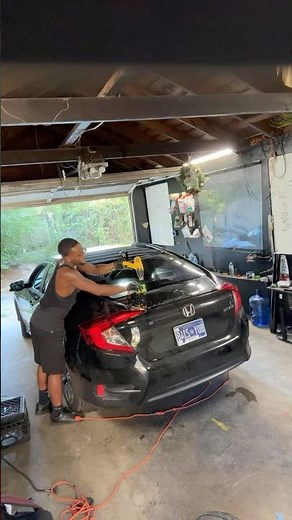 Pocket Shrinking rear windshield 20% Tint