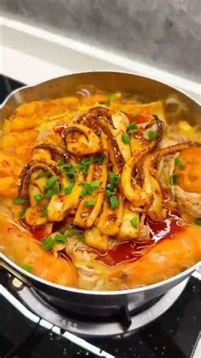 Midnight Japanese Ramen Noodles Recipe 🍜🔥