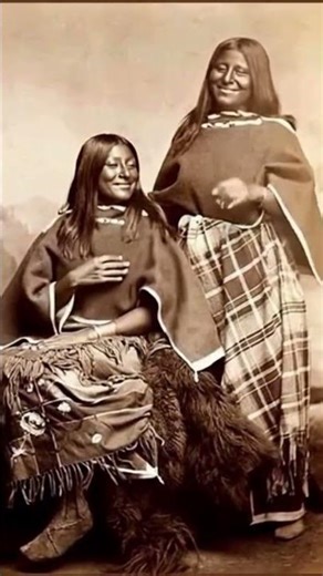 Two young Comanche women in Native Regalia. Photograph: 1867-75.👑🕊#nativeamerican #usa