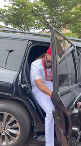 Flavour buries his dad as Peter Obi pay homage ... May the soul of his father find rest , Amen. Disclaimer: I do not own rights to music. | Innocent Tino