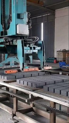 Flawless Cubing and Transfer Flow #smartblockline #concreteblocks #automation