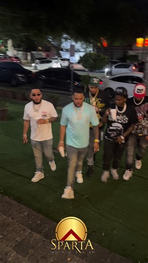 Frequiando Net on Instagram: "La manada en @spartalounge @adonis___53 @nino_flow_99 @carlos_carwash_autodetailing @rafi_eljefe29 @j____quintana11"