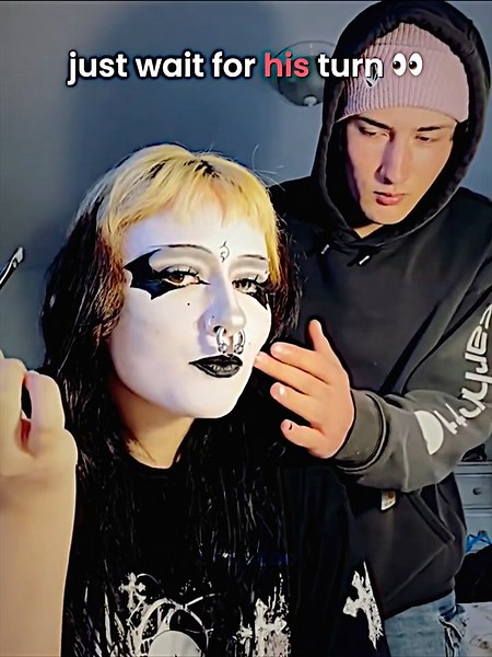 best makeup prank ever 🤣💋 #funny #prank #shorts