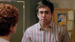 Abraham se va a vivir con Angie
