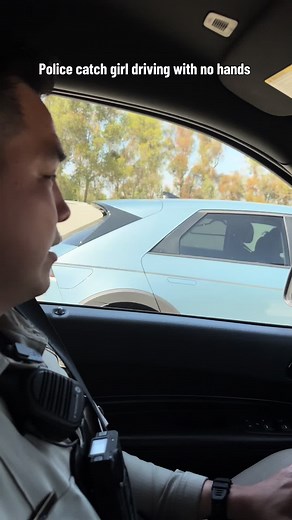 She had no hands on the wheel 🫣 California Hghway patrol in Orange County are on maximum enforcment. #californiahighwaypatrol