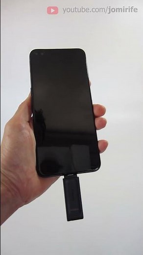 Watch movies offline on smartphone from a USB flash drive 🩳