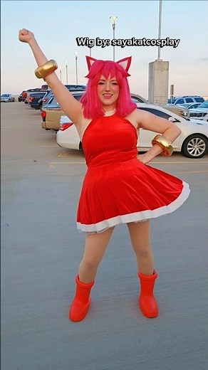 Amy's dance routine (fluffy skirt edition)