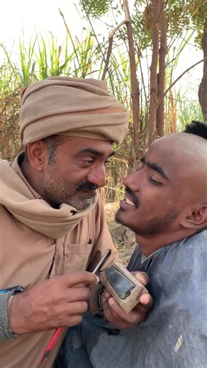 Unique ASMR Head Shaving Experience with Veteran Barber