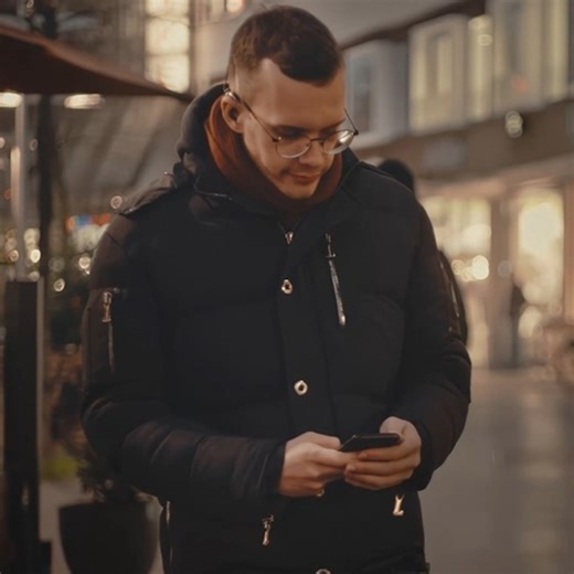 What difference does the latest sound processor technology make to how you connect to your world? For bilateral cochlear implant recipient, Jonas, just being able to directly stream music from his phone to his Cochlear Nucleus® 8 Sound Processors has made upgrading worthwhile. Find out how your sound processor compares - https://bit.ly/3RQa4vu #HearNowAndAlways #Cochlear #CochlearImplant #Nucleus8 #N8 | Cochlear Europe, Middle East & Africa | Facebook