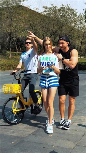 When You Try to Flirt Like a Pro😂👫 #kiryakolesnikov #comedy #prank #funny #pickupline #flirting