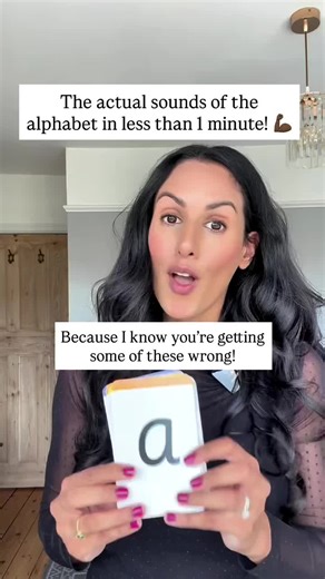 📩 Link In Bio!✨ sat, sit, sap, sip, pat, pin, pip, pan, nap, nip, nat, nit, tin, tip, tap, tan, at, as, in 💾 Save this for later! Although I’ve filmed this video in alphabetical order (because it’s been requested so many times), it’s important to know this is not the order we teach children. We begin with Satpin – the first six sounds. With just these, your child can already read words like sat, pin, pat, tap, nap 🧩 Building confidence, self-belief, and reading skills much faster than the tra