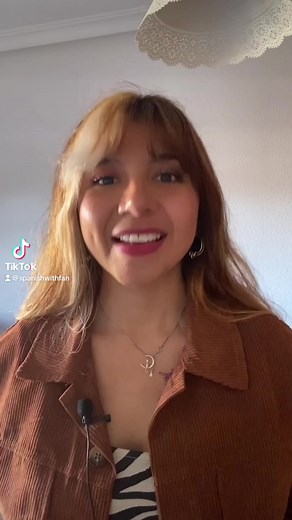 Hay una serpiente en mi bota - There’s a snake in my boot 🐍👢 Verb for ‘hay’ #spanish #spanishteacher #spanishclass #spanishlesson #learningspanish #spanishslang #learningspanish | Spanish with Fan