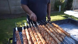 68K views · 1.8K reactions | Деликатесный кебаб из креветок. Рецепт от Жоржа I Shrimp_⁄crevettes BBQ Сохраняйте в закладки, чтоб не потерять , нажав на "Нравится", а потом "Поделиться” Купить любые ножи на https://www.facebook.com/89226960000s/ | Готовим Онлайн Cooking Online | Facebook