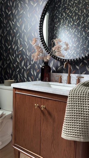 Essential Tips for Wallpapering Success