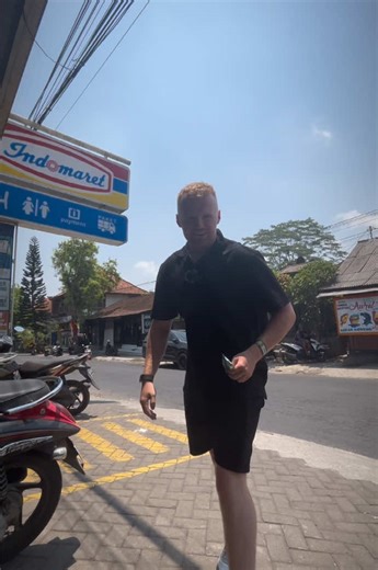 allylawshorts (@allylawshorts)’s videos with original sound - allylawshorts