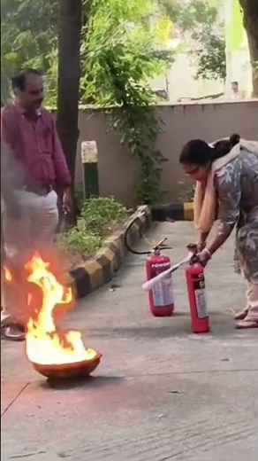 Co2 Fire Extinguisher DEMO