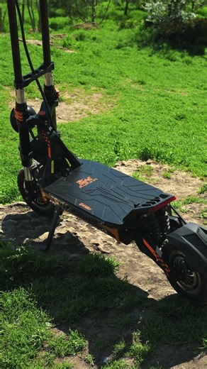 Електросамокат Kugoo Kirin G4 MAX Dual 2025 (1600*2 Вт; 35,2 А*год; 60 В)