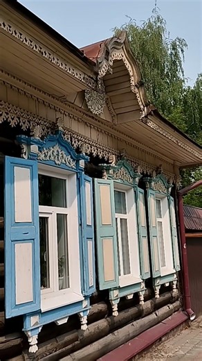 Памятник архитектуры конца 19 века.Жилой дом бывшей усадьбы Юткиной З.М. Объект культурного наследия