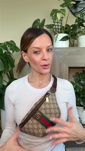Review of a Chic Bum Bag Style