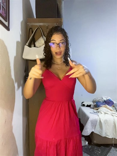 Os vídeos de Anny (@annyiyy) com som original - syne