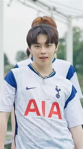 Despacito: La Canzone e le Sue Coreografie