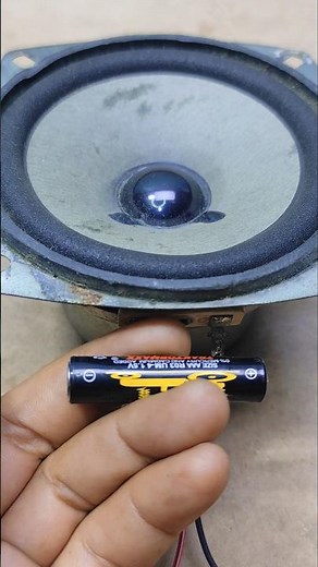 Easy and simple way to test speakers using a battery #speaker #Test #tutorial #technology #battery