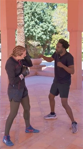 Boxe : ce footwork va te perturber en sparring