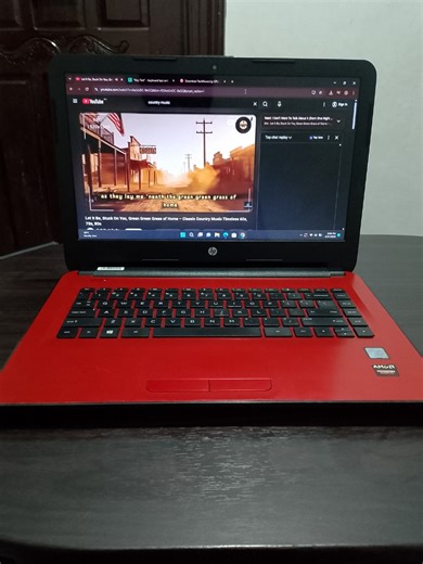 i5 7th Generation 8gb Ram 4GB video card Windows 11 Operating system SSD na
