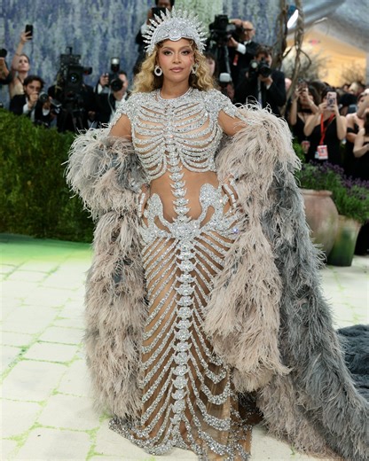 Beyonce wore skeleton diamond dress @ Met Gala 2026 - FASHION SIZZLE