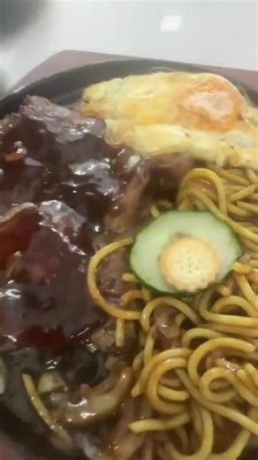 李志强家牛排双人餐炸街！原价65砍至37，菲力配黑椒超香。意面等三选一，煎蛋小饼干管够，饮料自助。可堂食外带，贵桂路干饭人冲！ （【退款规则】到店核销：随时可退，过期未核销自动退）#砂锅土豆粉 #牛排咬不断是不是煎老了 #牛排方便面的做法 #小菲力牛排做法 #杂酱面