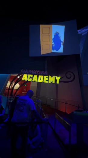 First time trying the animation academy at California Adventure and it’s going to be a MUST Everytime now! So much fun! I love some drawing time 😌 #DCA #animationacademy #disney #ducktales #drawing