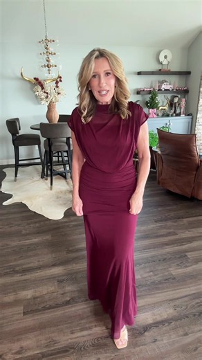 If you’re looking for a flattering formal dress for women over 50, this one checks all the boxes! ✨ It’s stretchy, comfortable and so flattering, with a beautiful sheer overlay that gives you just the right amount of arm coverage. The ruching through the tummy area is incredibly forgiving and creates such a pretty shape. Perfect for a wedding guest dress, mother of the bride, mother of the groom or any special occasion where you want to feel elegant AND comfortable. 💕 #WomenOver50Style #Wedding