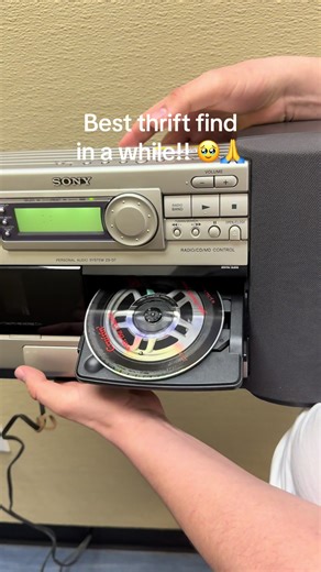 Incredible Thrift Store Find: Retro CD Player