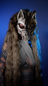 88K views · 8K reactions | I created a new headpiece with my wolf skull mask. I actually wanted to do this for Halloween but didn't had the time, but I could finally finish it this week. Even though I love it SO much, I am considering selling this piece, so I will propably put it into my shop the next days. #headpiece #smallbusiness #wolfmask #skullmask #art | Lightning Cosplay | Facebook