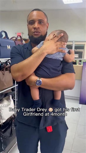 Everick Henry on Instagram: "Baby Trader Drey saw this beautiful dark skin lady and fell in love instantly, so i decided to buy it for him💯🧪. @babytraderdrey #formulaboss"
