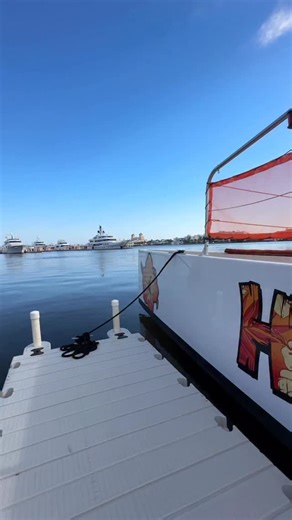 🚤 Climb aboard and explore Lake Worth Lagoon! Experience Palm Beach County’s largest estuary up close on a guided boat tour at LagoonFest, happening Saturday, Nov. 1 (8:30 AM–1:30 PM) along the Downtown West Palm Beach Waterfront. Aboard the Hakuna Matata (@visitpalmbeach) or Aqua Adventure (@aquaadventuretours) boats, you’ll cruise the Lagoon with one of our expert restoration scientists — learning about the wildlife, history, and ongoing restoration efforts that make this local treasure thriv