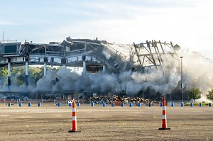 Pistons’ onetime home, the Palace of Auburn Hills, torn down