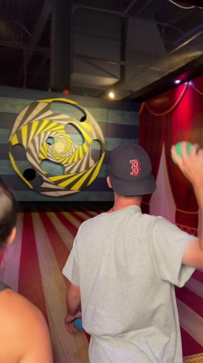 Challenge Room Magician Sideshow at Level99