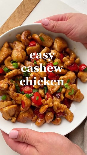 Easy Cashew Chicken Stir Fry (Under 30 Minutes!)